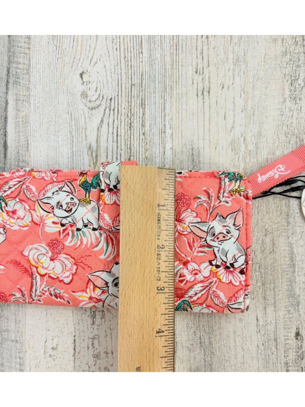 Vera Bradley Disney Moana Pua Hei Hei RFID Finley Wallet NWT - Picture 9 of 9